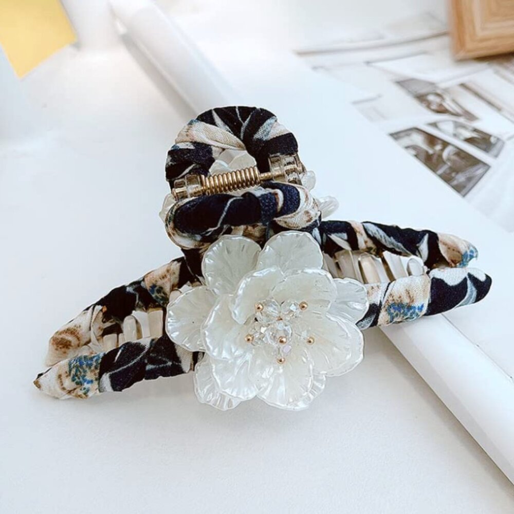 2 Pack Gorgeous Flower hair claw clips hair accessories - Picture 2 of 4